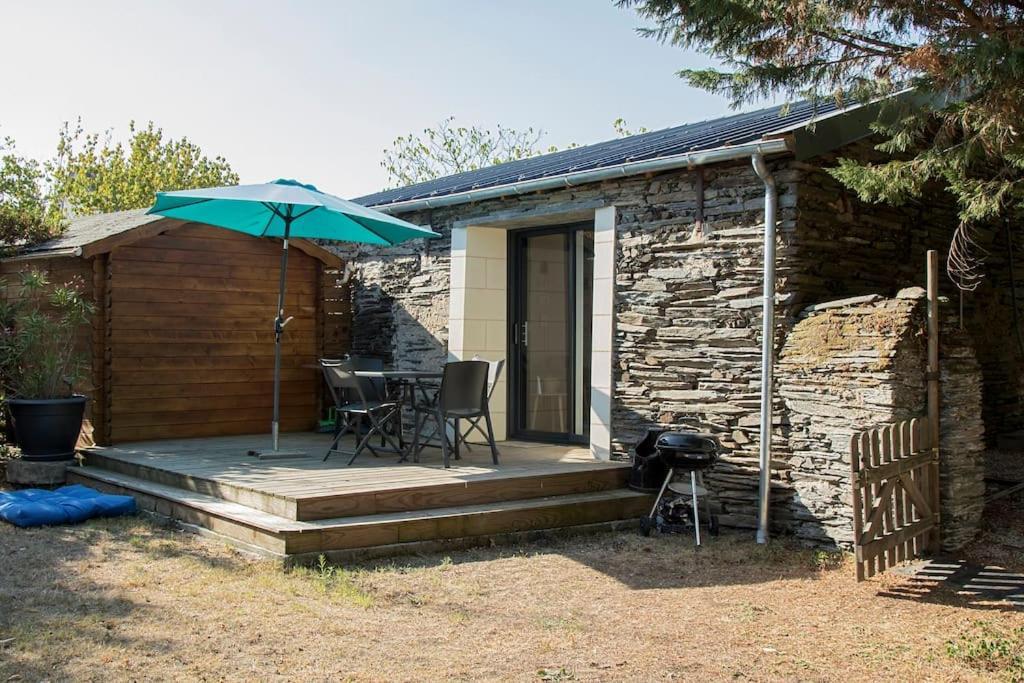 La Maisonnette De Josephine Saint-Jean-des-Mauvrets Bagian luar foto