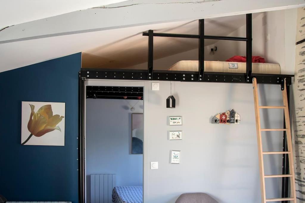 La Maisonnette De Josephine Saint-Jean-des-Mauvrets Bagian luar foto